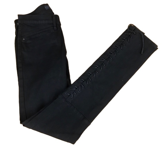 Juicy Couture Denim - Juicy Couture Lilia Wash Skinny Jeans with Lace Up